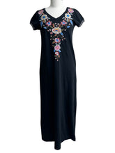Load image into Gallery viewer, Caite SHORT SLEEVE V EMBROIDERY DRESS
