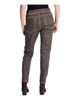 Alembika ICONIC JEAN BROWN