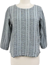 Load image into Gallery viewer, Cut Loose PINSTRIPE LINEN 3/4 SLEEVE TOP
