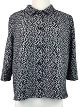 Load image into Gallery viewer, Niche LEAF TWIN BUTTON BLOUSE
