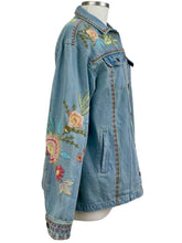 Load image into Gallery viewer, Johnny Was OVERSIZE DENIM JACKET
