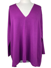 Load image into Gallery viewer, Bryn Walker ORGANIC BAMBOO V-NECK BAXTER TOP
