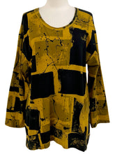 Load image into Gallery viewer, Adverb HIGH LOW TUNIC
