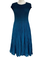 Load image into Gallery viewer, Vanité Couture OMBRE DRESS
