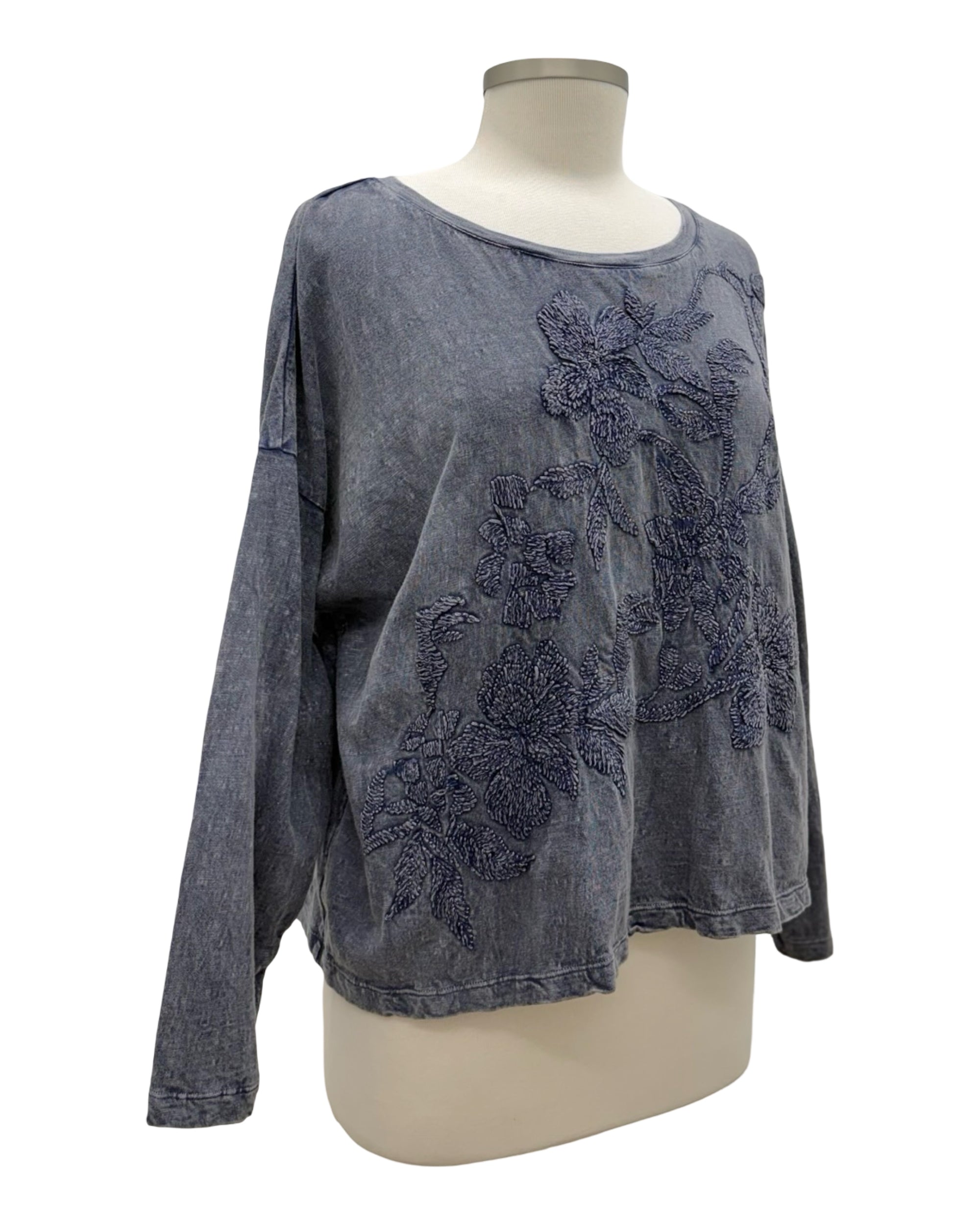 Krista Larson CROP EMBROIDERED GARDEN TEE