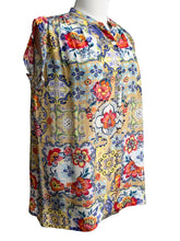 Load image into Gallery viewer, Caite CAP SLEEVE PRINT TUNIC

