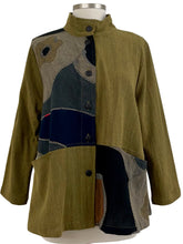 Load image into Gallery viewer, Yaza BATIK SHIRT JACKET
