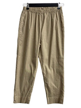 Load image into Gallery viewer, Cut Loose LINEN TENCEL CROP PANT
