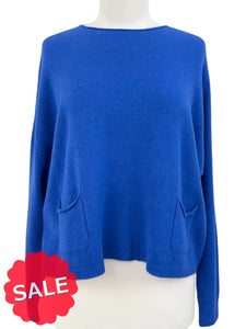 Amazing Women 2 POCKET CREW PULLOVER SWEATER - Originally $129