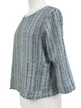 Load image into Gallery viewer, Cut Loose PINSTRIPE LINEN 3/4 SLEEVE TOP
