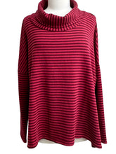 Load image into Gallery viewer, Cut Loose FLEECE STRIPE COWL
