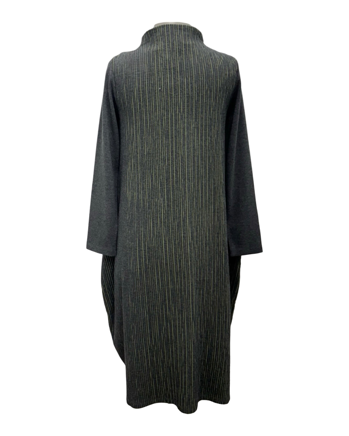 Ozai n Ku LONGSLEEVE PIECED DRESS