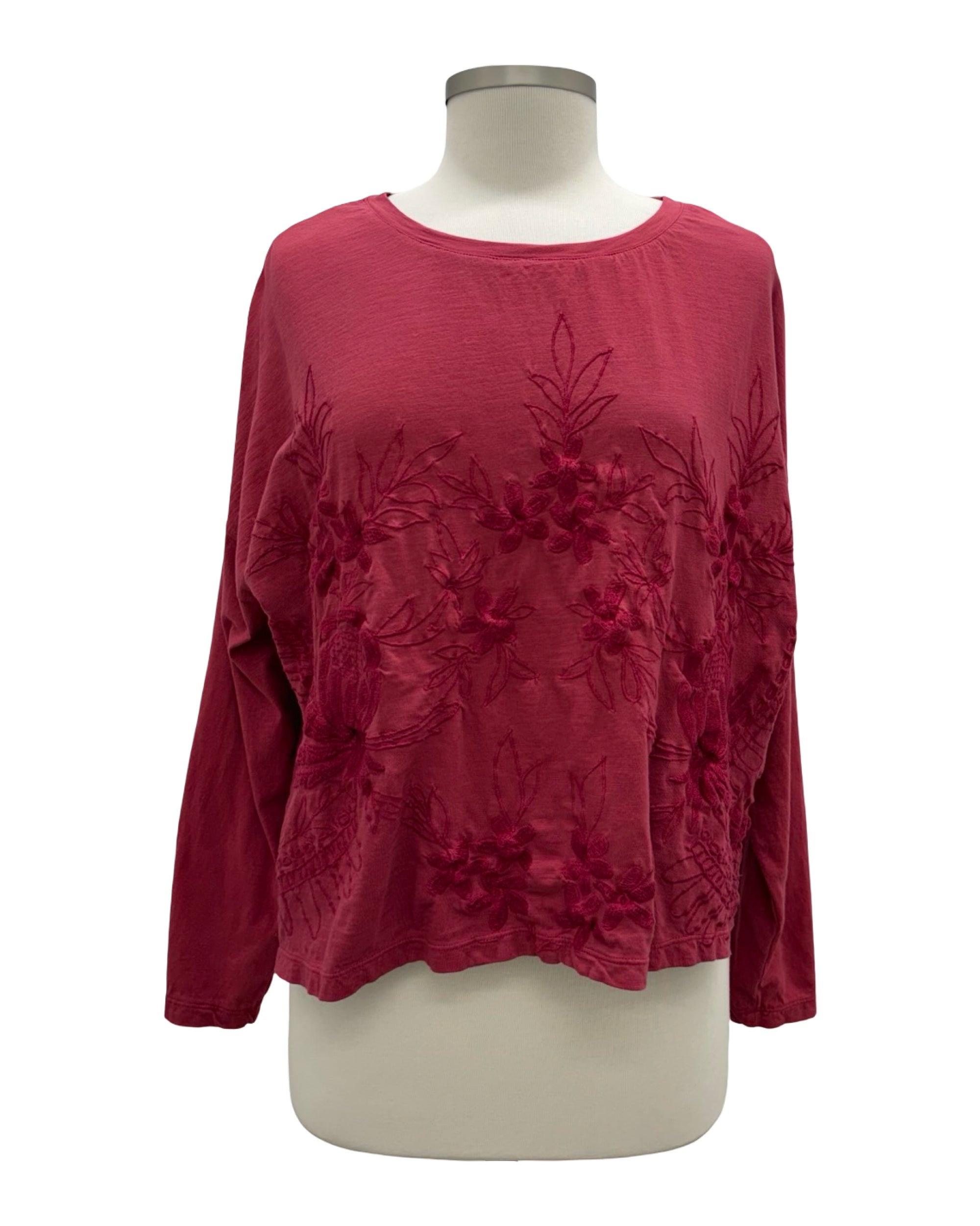 Krista Larson CROP THREAD TEE