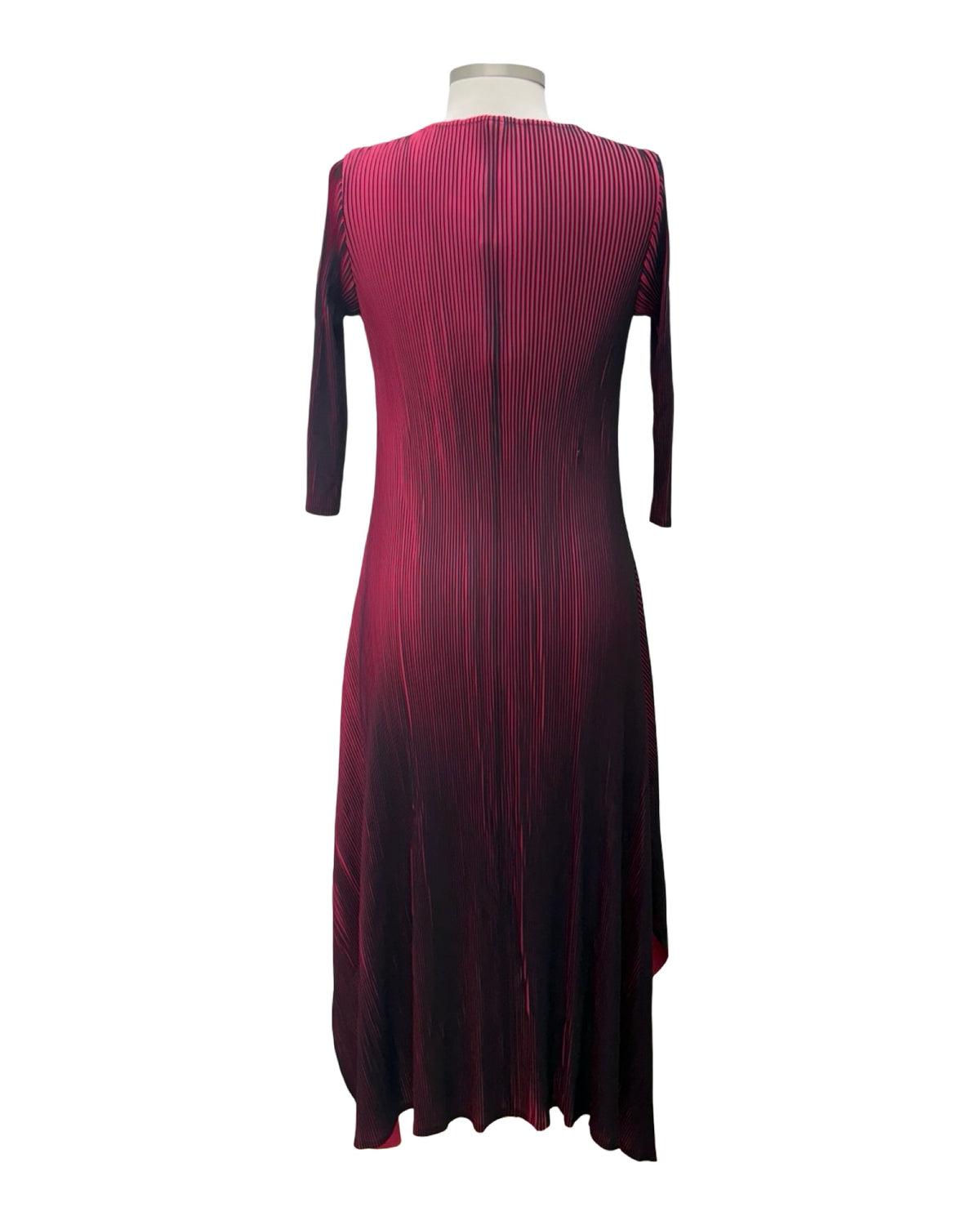 Vanite 3/4 SLEEVE PLEAT OMBRE DRESS