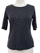 Load image into Gallery viewer, Cut Loose DOT MESH ELBOW SLEEVE FITTED CREW TOP
