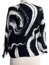 Load image into Gallery viewer, Vanité Couture SWIRL PUCKER TOP
