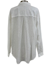 Load image into Gallery viewer, JAG Jeans EYELET BLOUSE
