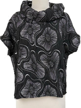 Load image into Gallery viewer, Kozan SUKI SHORT SLEEVE COWL TOP
