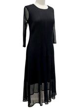 Load image into Gallery viewer, Vanité  PLEAT DRESS ELBOW SLEEVE
