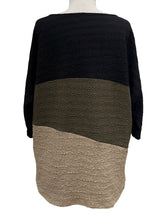 Load image into Gallery viewer, Inoah 3 WAY DROP SLEEVE TOP
