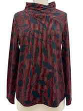 Load image into Gallery viewer, Habitat WRAP NECK TOP PRINT
