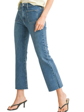 Load image into Gallery viewer, Just Black Denim PATCH POCKET CROP FLARE
