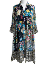 Load image into Gallery viewer, Shana RUFFLE BOTTOM  PRINT COLLAR DRESS
