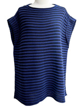 Load image into Gallery viewer, Ozai N Ku RIB VEST POPOVER
