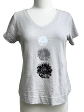 Load image into Gallery viewer, Escape by Habitat SHORT SLEEVE VNECK SUNFLOWER
