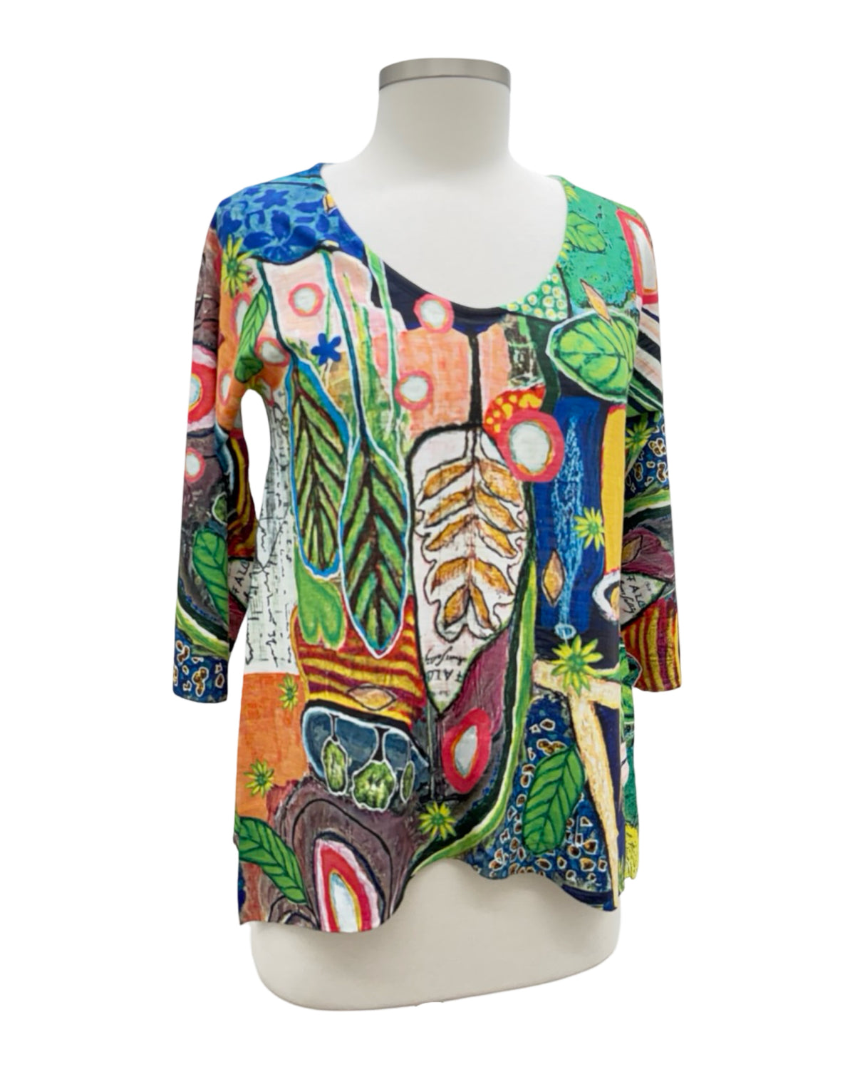 Inoah Rees Ecube INOAH SCOOP 3/4 SLEEVE TEE GROUNDED – Marigold Clothing