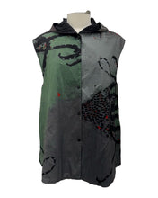 Load image into Gallery viewer, Three Potato SHORT HOOD VEST
