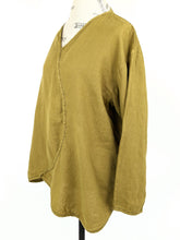 Load image into Gallery viewer, Cynthia Ashby LINEN SEAM BLOUSE TRUSTY
