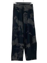 Load image into Gallery viewer, Porto PRINT 2 POCKET PANT
