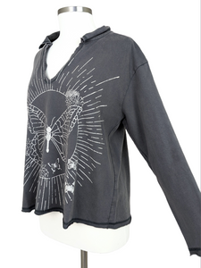 Caite BUTTERFLY V NECK SPLIT TOP EVIE