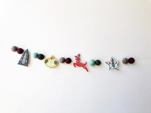 Woodsy Craft Co GARLAND VINTAGE CHRISTMAS