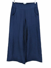 Load image into Gallery viewer, Habitat EXPRESS WIDE LEG CROP PANT
