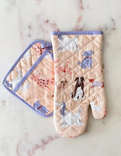 Load image into Gallery viewer, Idlewild Co DOG OVEN MITT AND POTHOLDER SET
